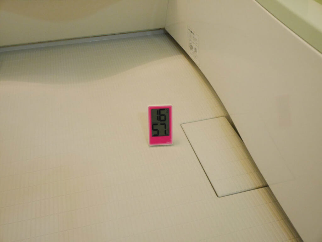 浴室コーティング・室温と湿度チェック